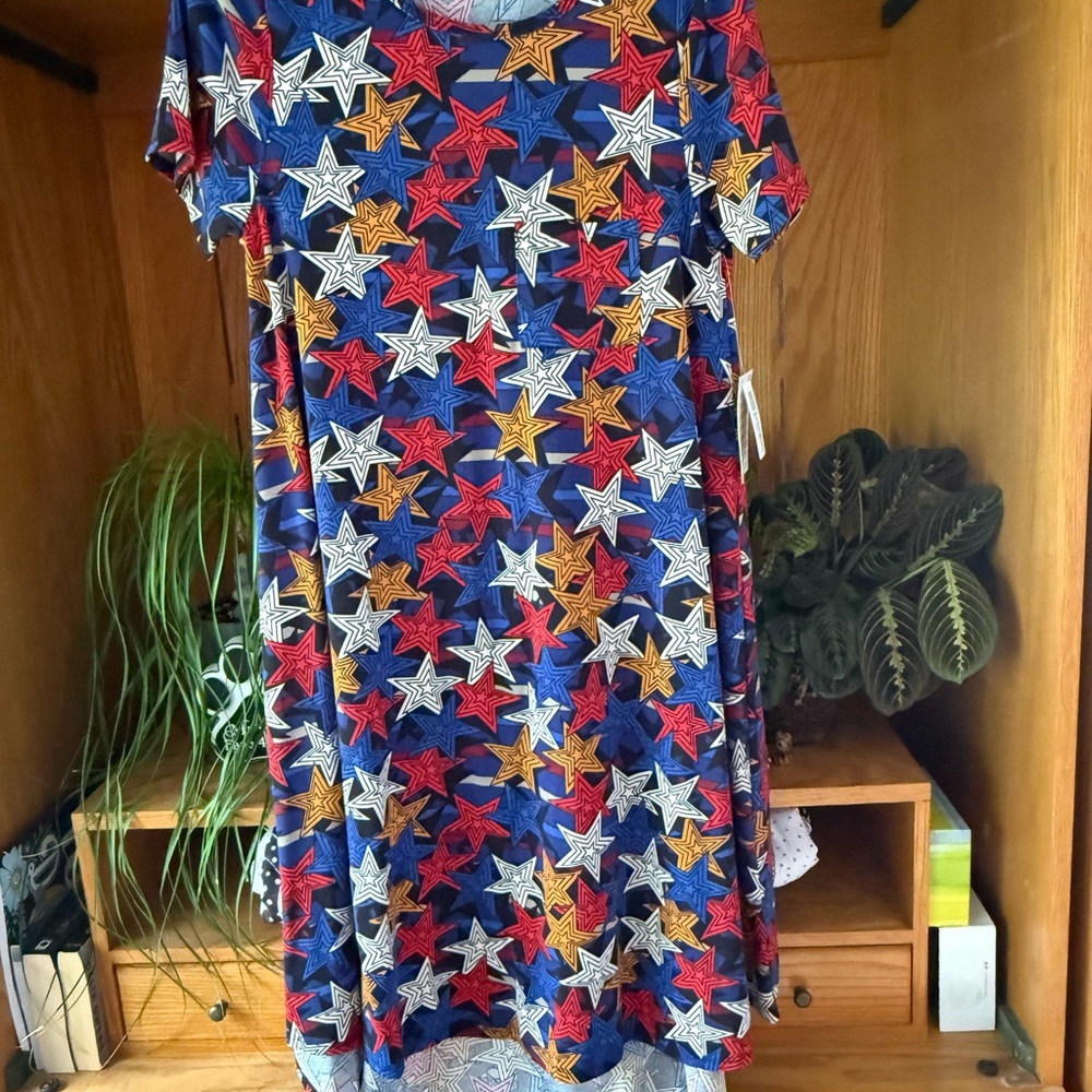 LuLaRoe Star Pattern Dress - Blue, Red, Yellow, White